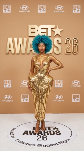 Kandi Girl at an awards night